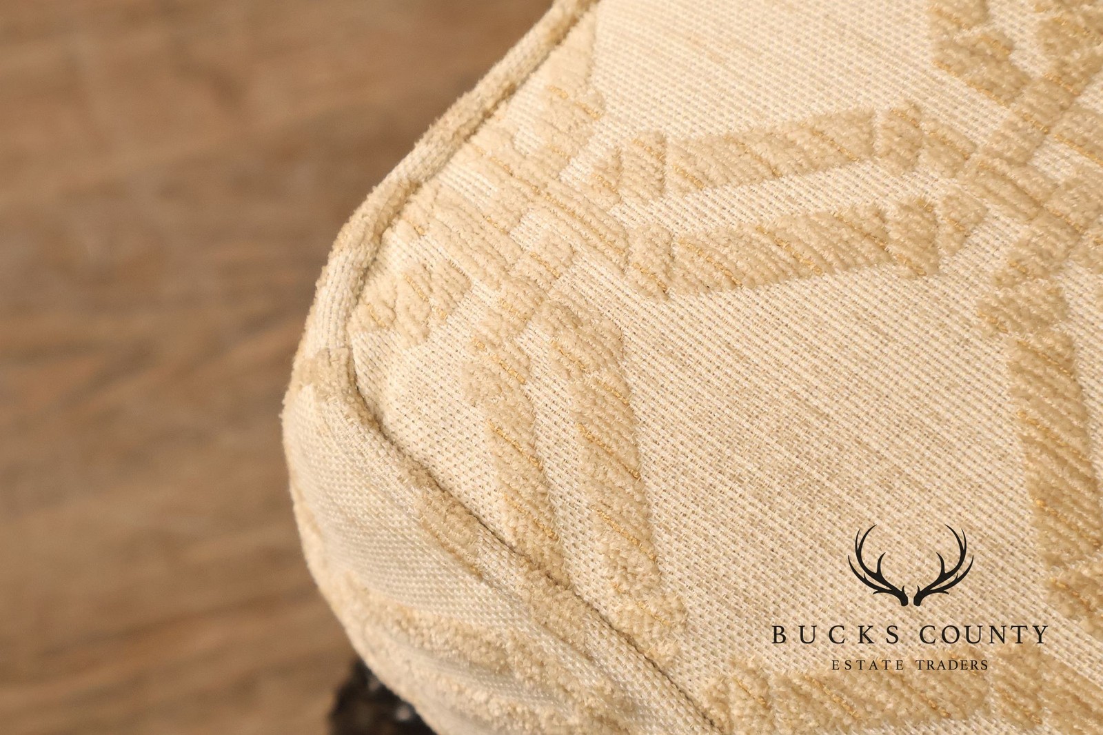 Lane Venture French Louis XV Style Ottoman