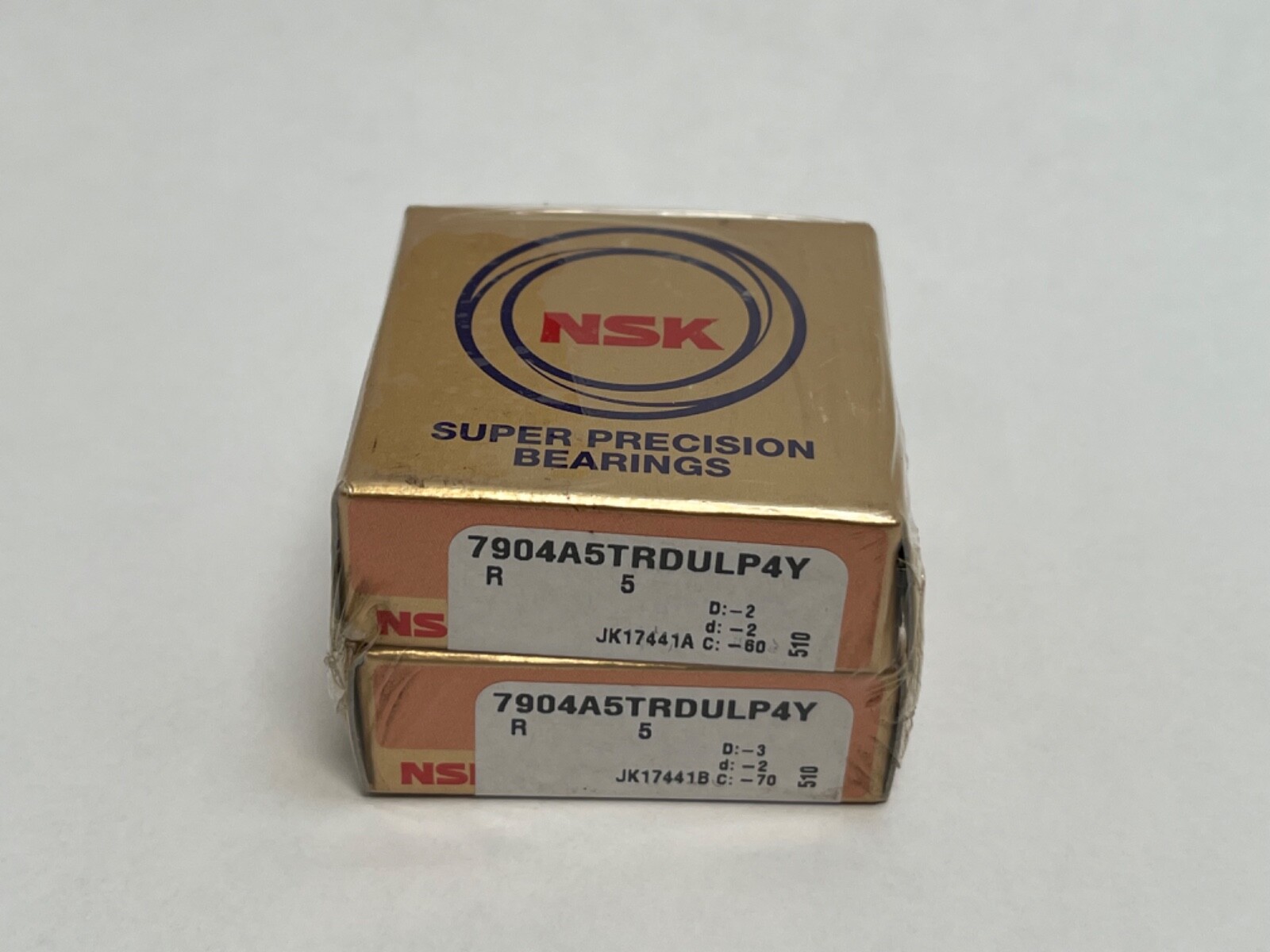 NSK 7904A5TRDULP4Y Bearing 20x37x9 mm 7904-A5-TR-DUL-P4Y 71904 England 2 Pcs
