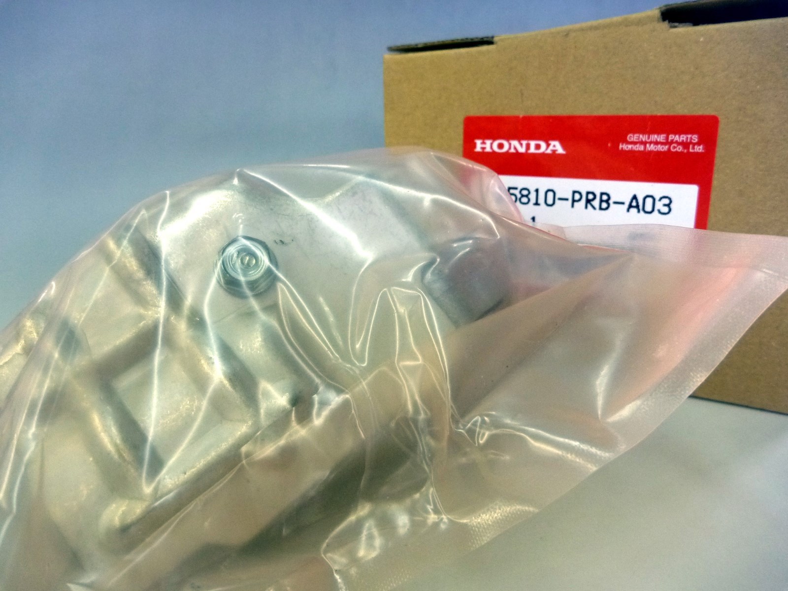 GENUINE HONDA Civic Si / TSX RSX Type S VTEC SOLENOID SPOOL VALVE 15810-PRB-A03