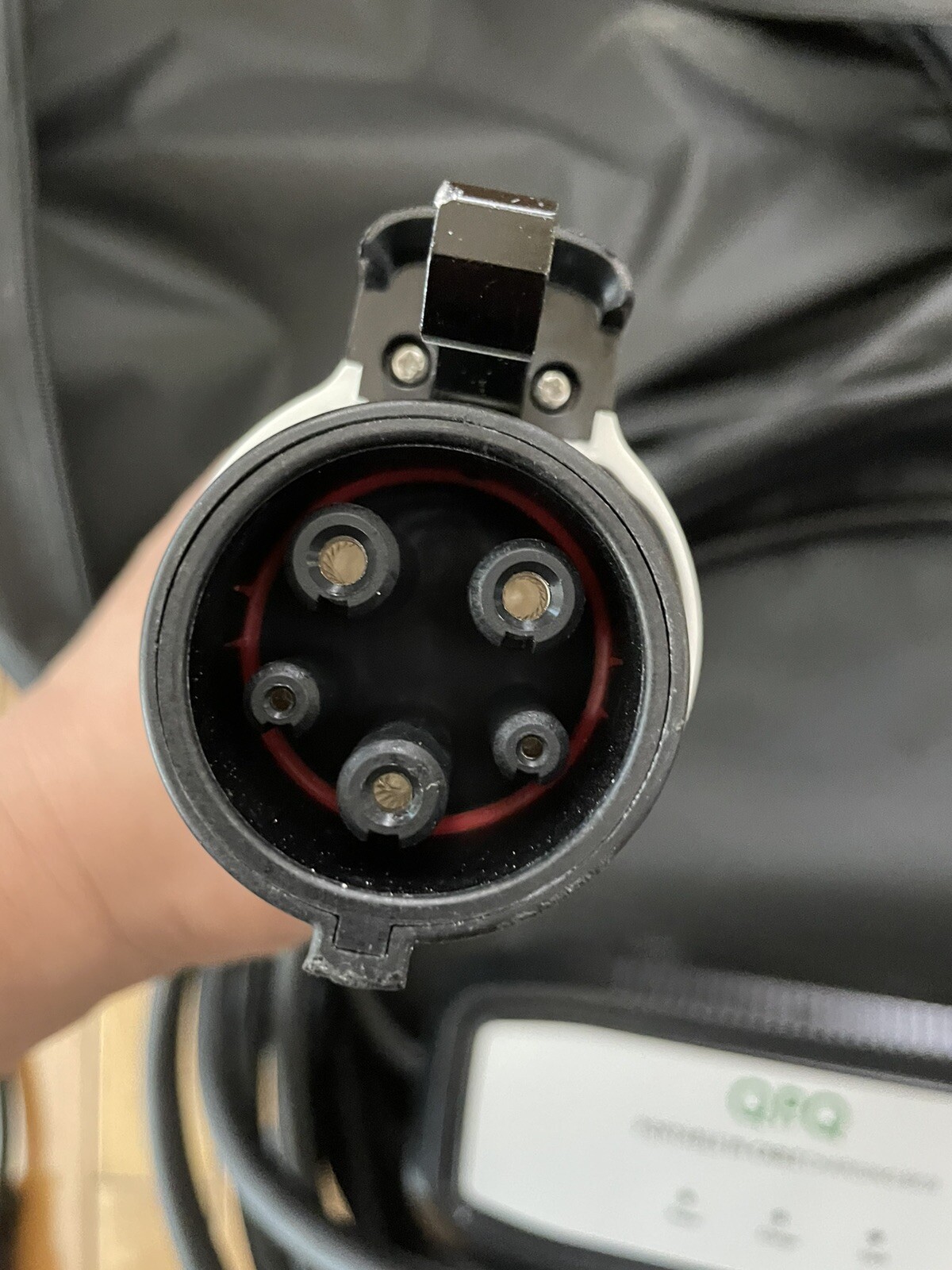 EV Charger - Fits Tesla Model 3 , X, Y, & S - QPQ - 110v - 16 Amps - 5-15