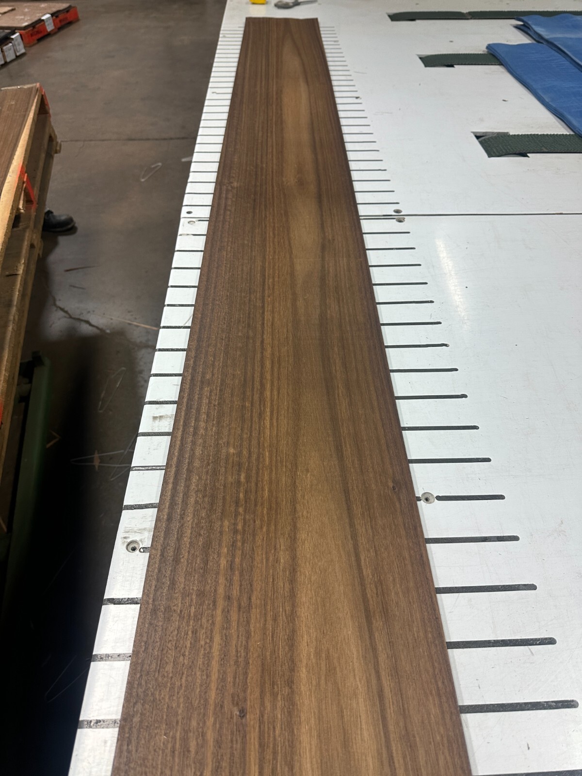 Bocote Raw Wood Veneer 2 sheets 122'' x 10'' 49C