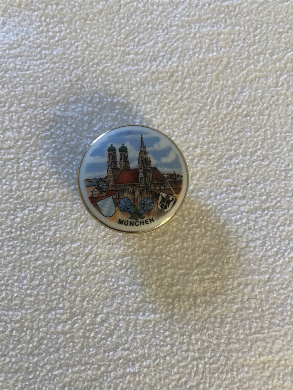 München Momentos, 4 Hofbräuhaus Beer Coasters & Reutter Porcelain Wine Cork