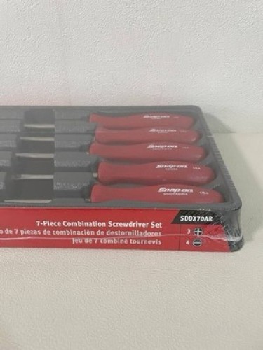 Snap On Screwdriver Set, Combination 7 Pcs. RED HARD HANDLES SDDX70AR NEW