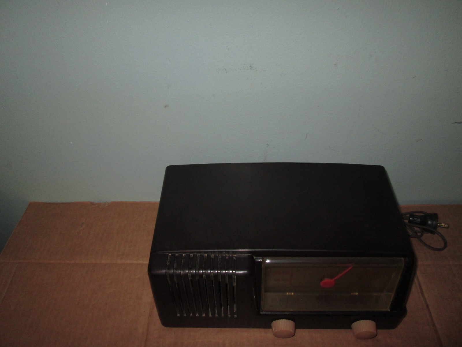 1950 General Electric GE Model 400 AM 5 Tube Radio Vintage