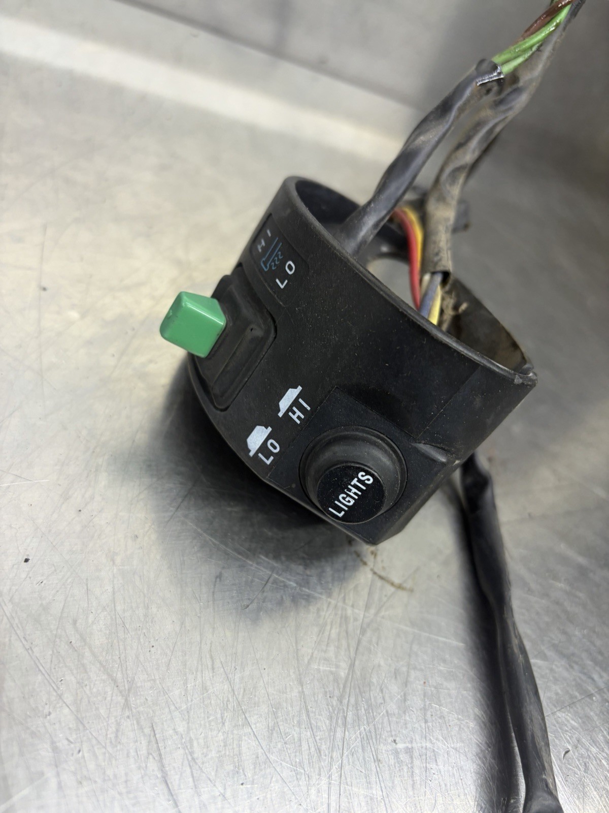 98 99 00 Arctic Cat Z ZR ZL Mountain 500 440 600 700 Switch Brake Block 0609–348