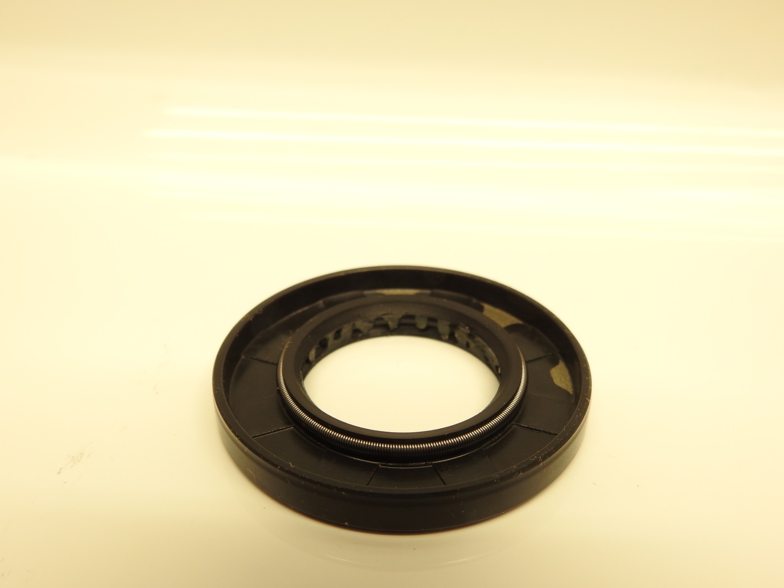 Oem Eaton EA 16253-18 - Eaton Shaft Seal For 70422 and 70423 Series Pumps