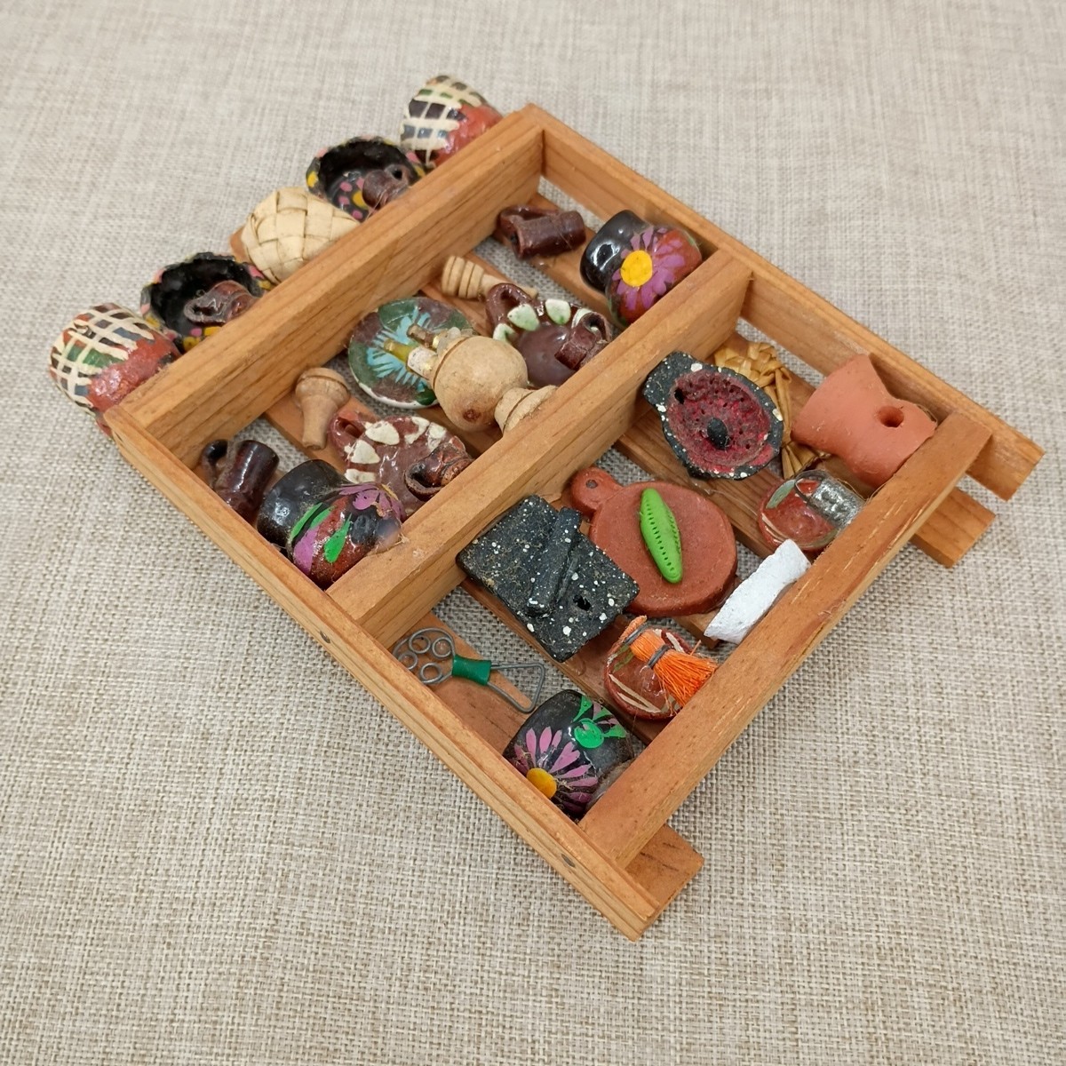 Mexican Kitchen Trasterito Trastero Wall Shelf 3 Tier Wooden w/ Miniature Clay