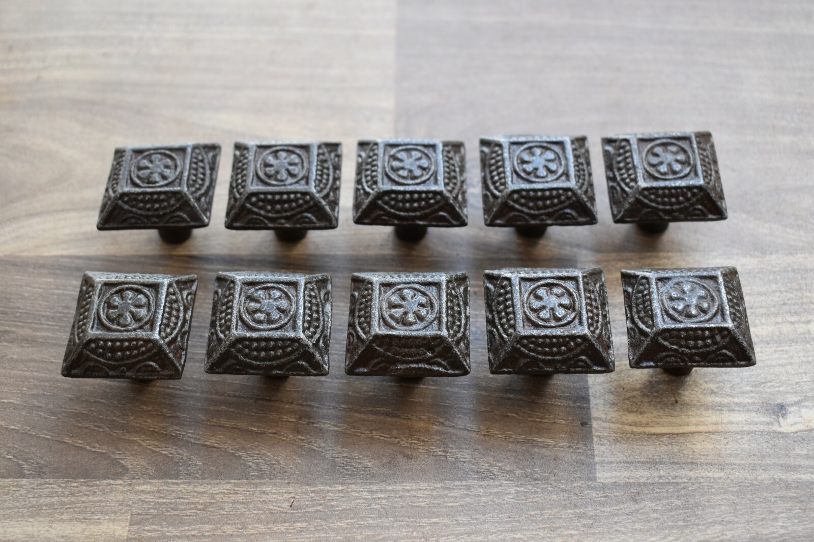 Vintage Victorian cast iron knobs cabinet drawer door handle pull rustic 10 pcs