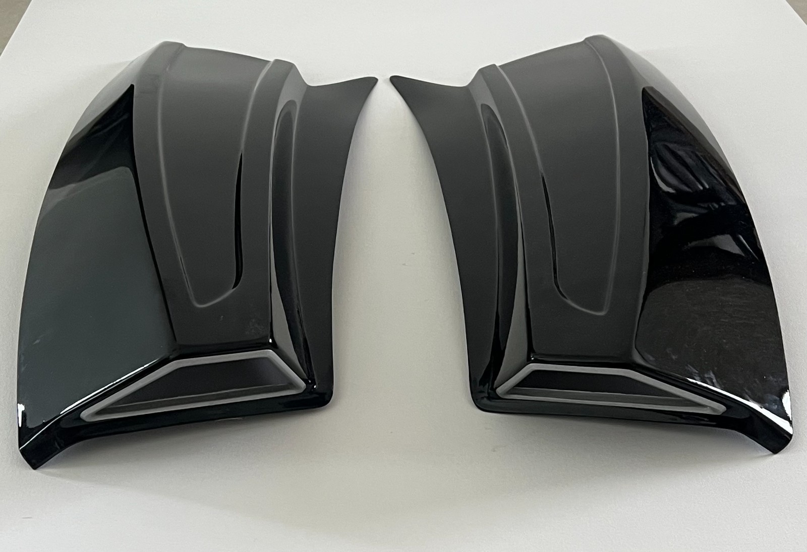 Mercury V8 Carbon Fiber Air Scoops 300R, 450R, and 500R custom with larger intak