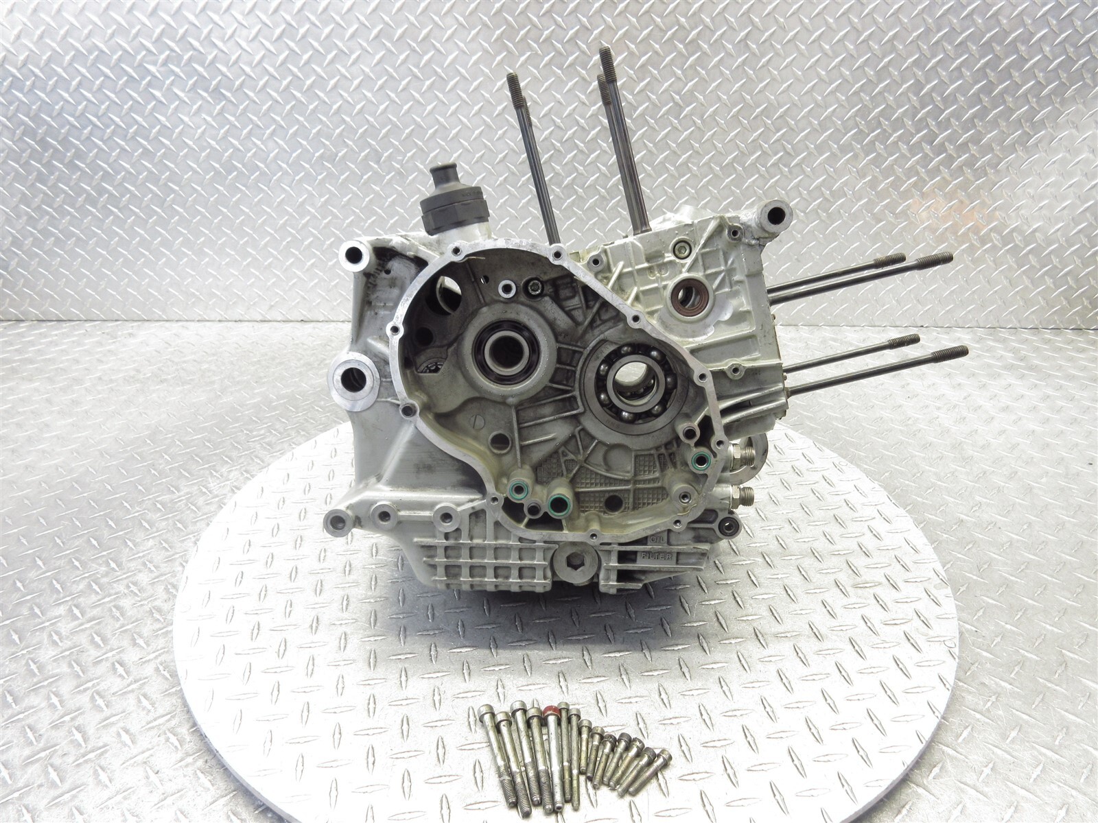 2008 07-09 Ducati Hypermotard 1100 OEM Crankcase Crank Case Engine Block Bolts