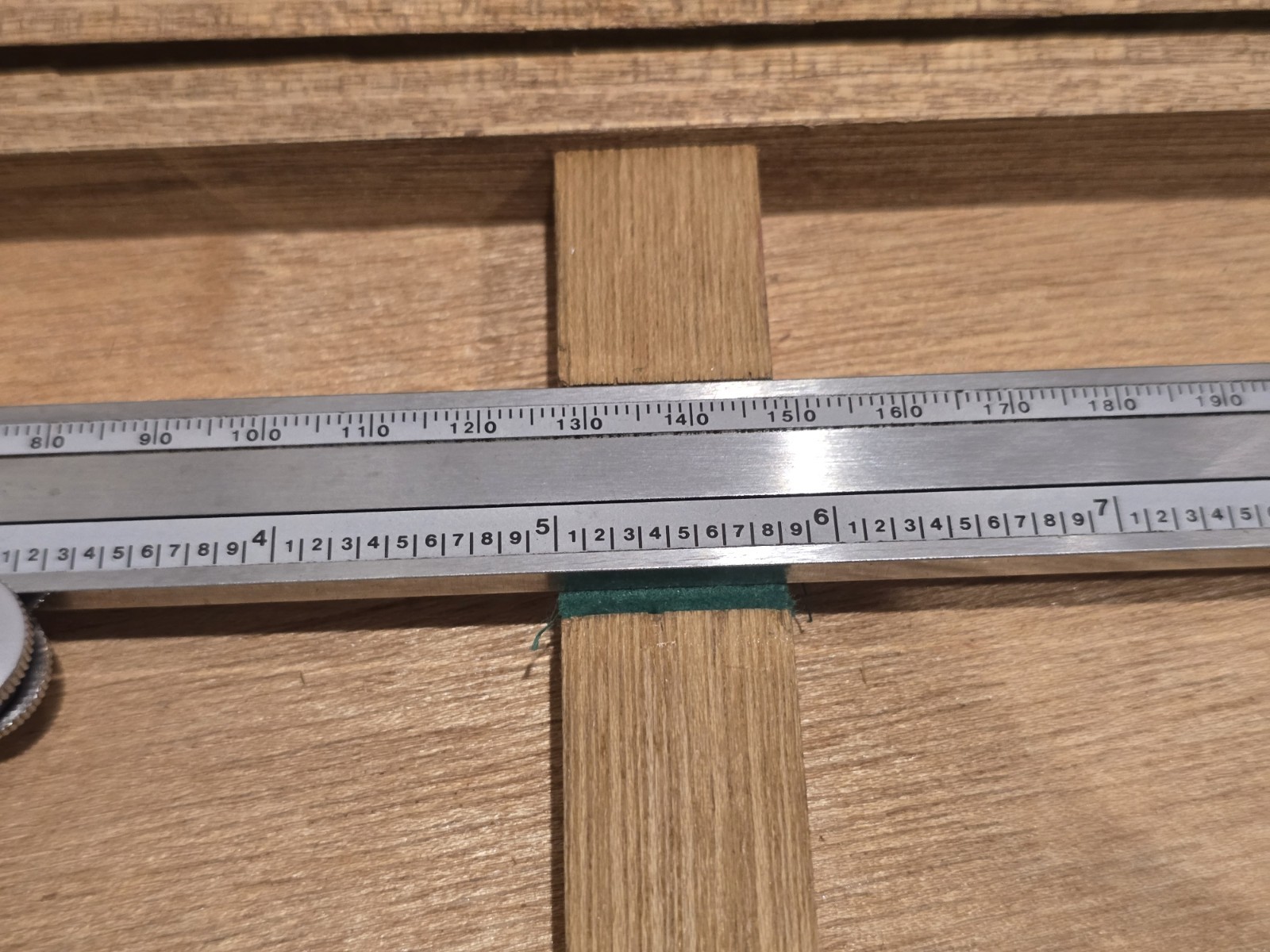 MITUTOYO 12 Inch DIAL CALIPER NO 505-645-50 w/ Wood CASE