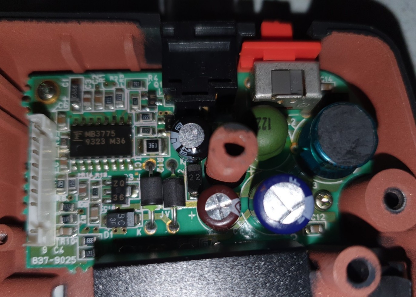 Sega Game Gear Capacitor Replacement and Repair Service Recap