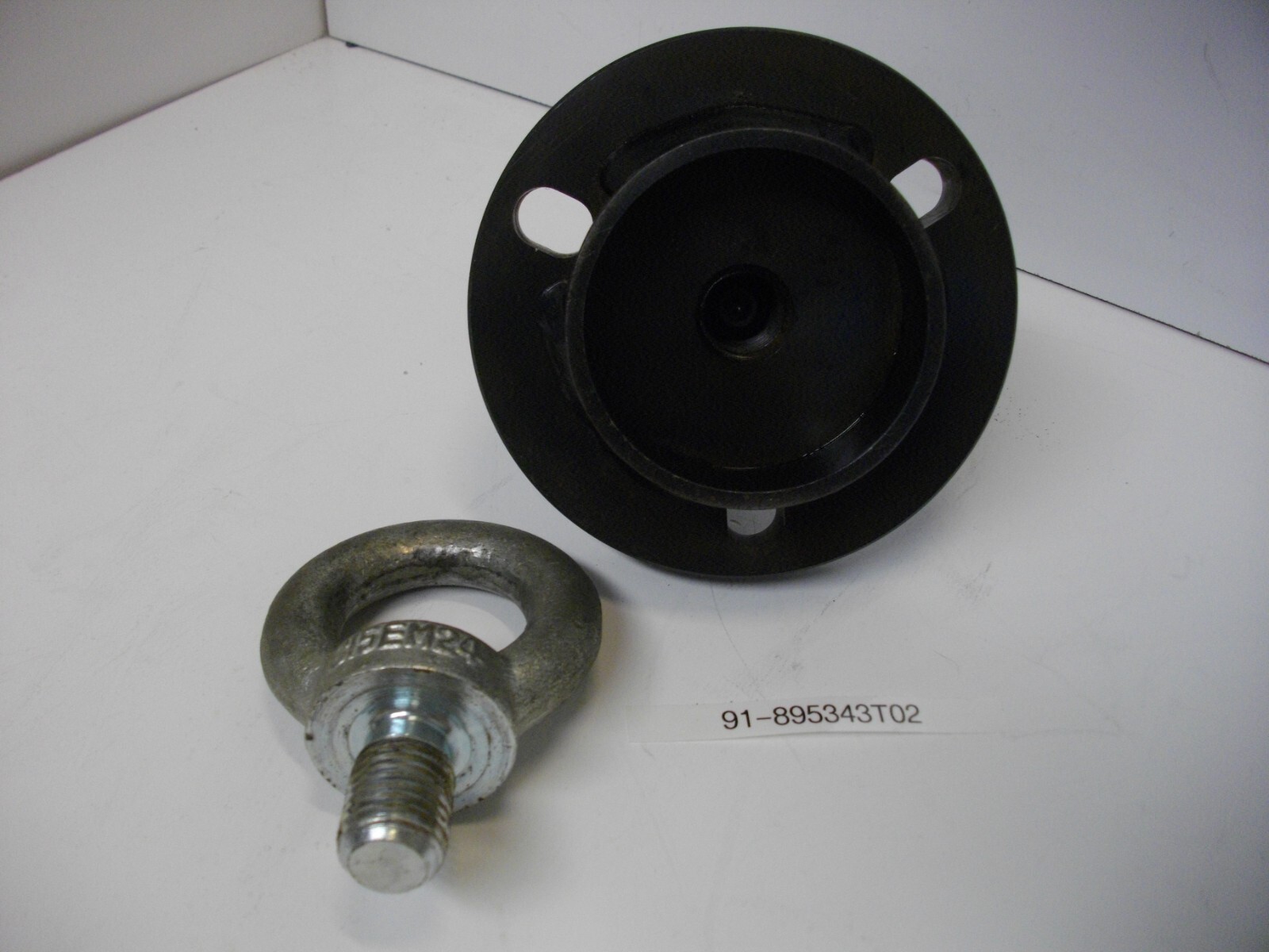 Mercury Marine 91-895343T02 Verado Flywheel Puller Lifting Eye OEM Outboard