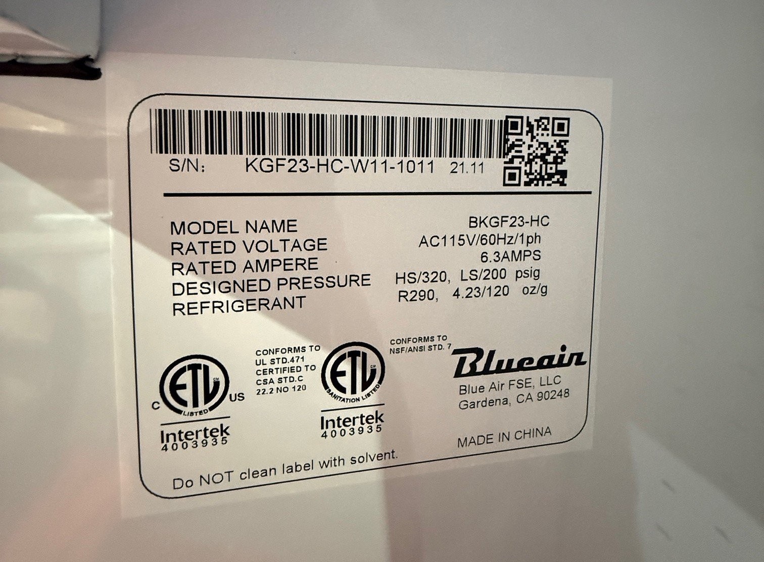 BLUEAIR BKGF23-HC GLASS DOOR MERCHANDISER FREEZER