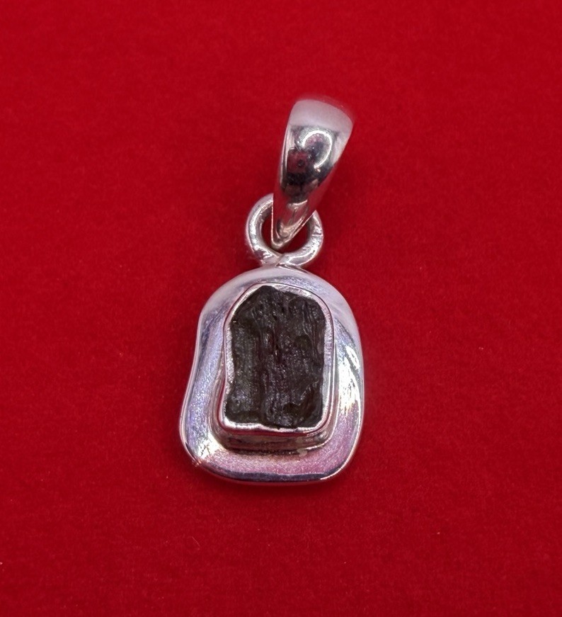 Moldavite Tektite Pendant, Czech Republic, Authentic Moldavite, 1.67g