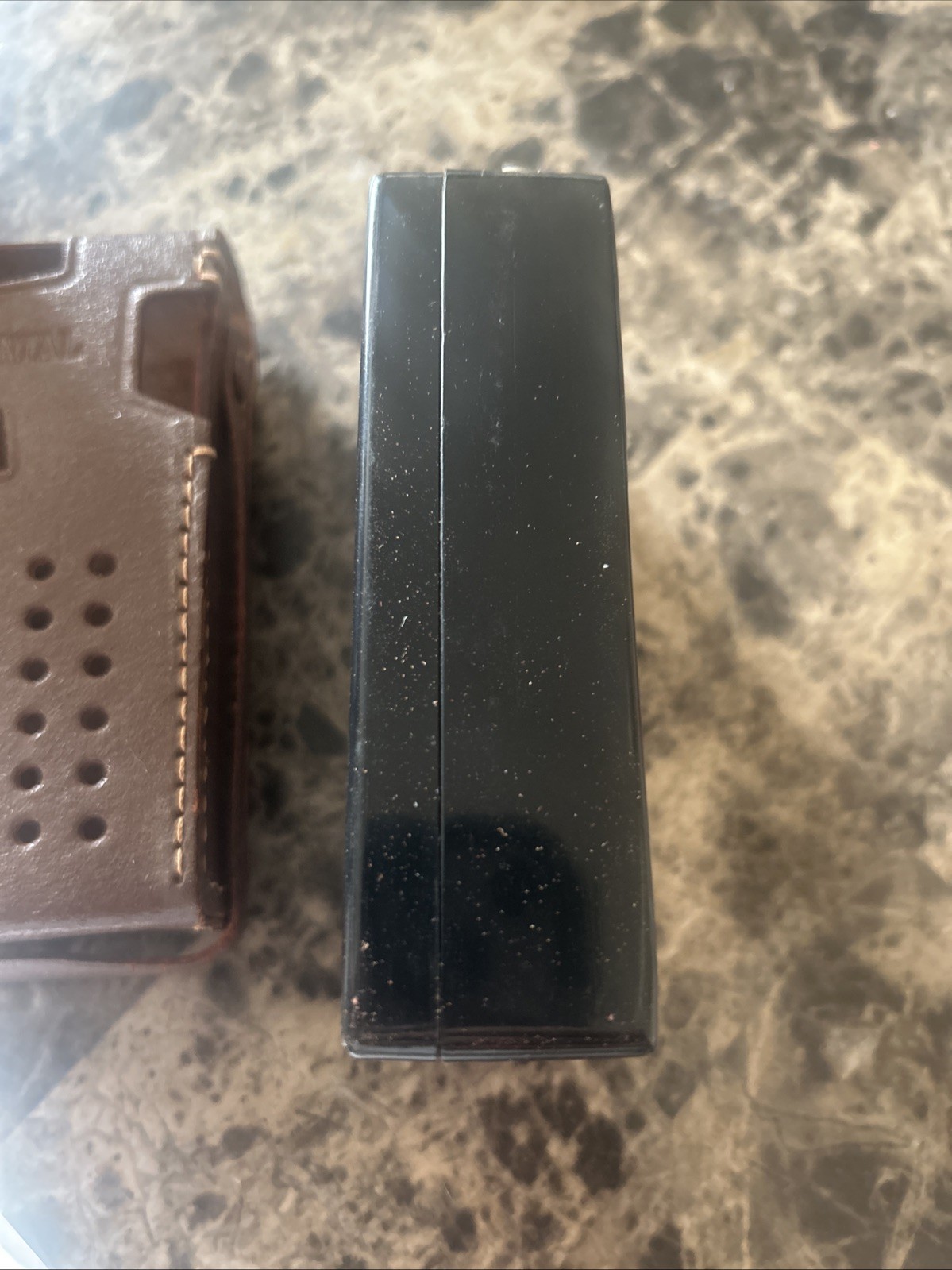 Vintage Continental 6 Transistor Radio Model TR-682 Crack Free (Works)