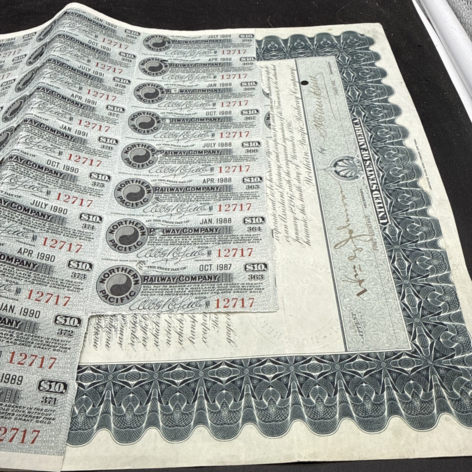 Northern Pacific Railway Co. 1897 dated $1,000 Railroad Gold Bond Gorgeous