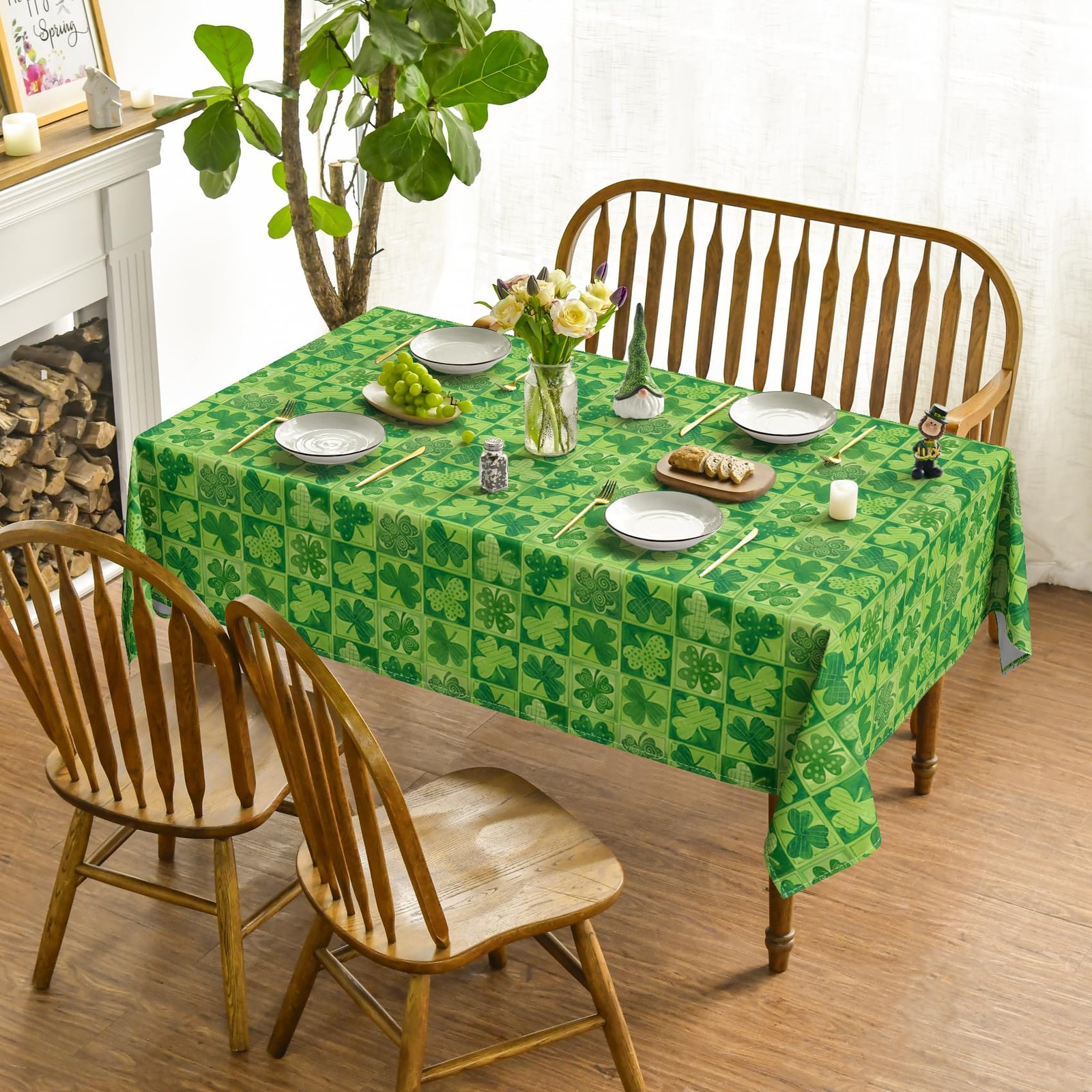 St. Patrick's Day Tablecloth 52×70 Inch Rectangular, Green Shamrock Buffalo Pla