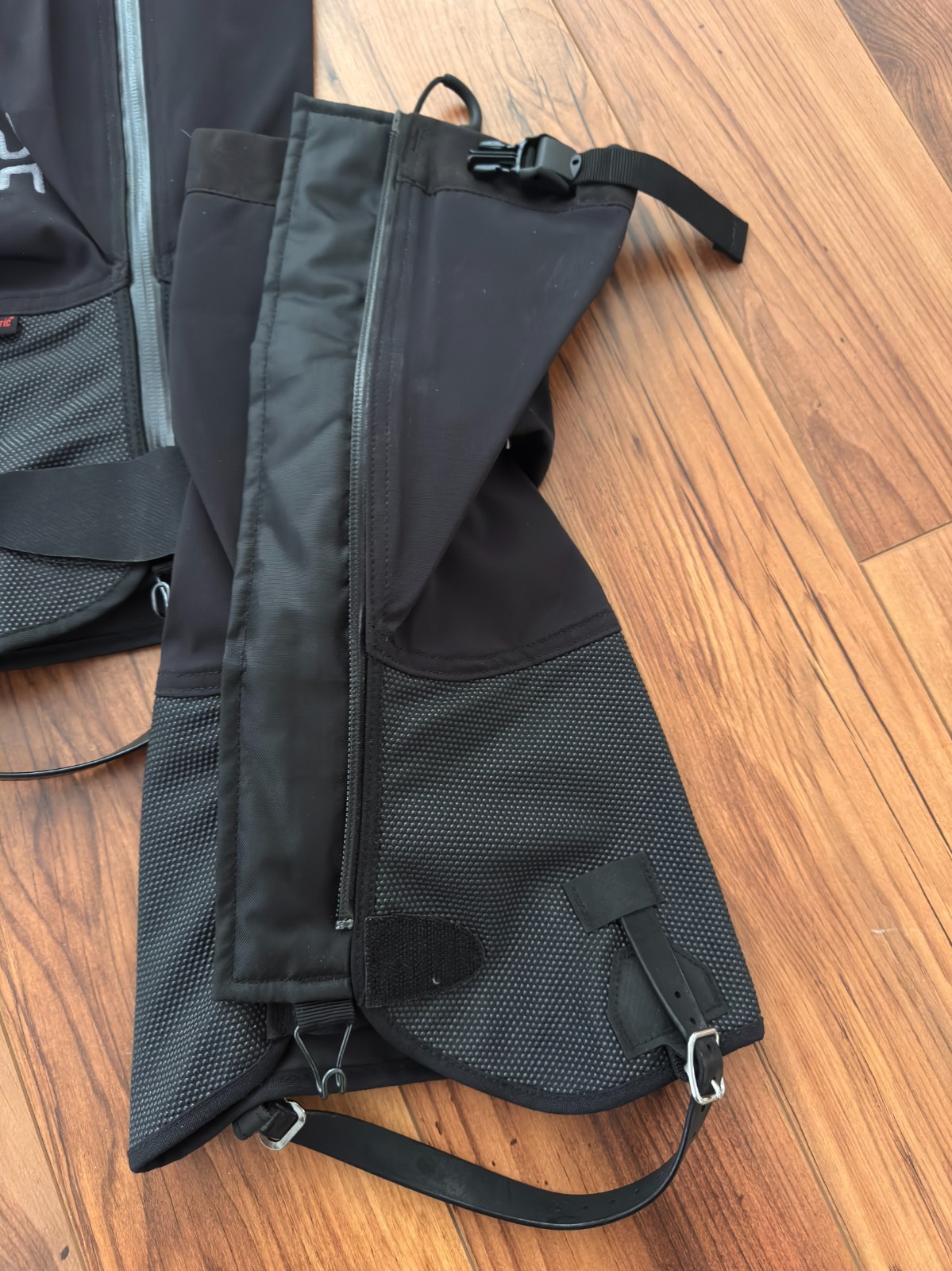 Hillsound Super Armadillo Nano Hiking Gaiters - Size: Large