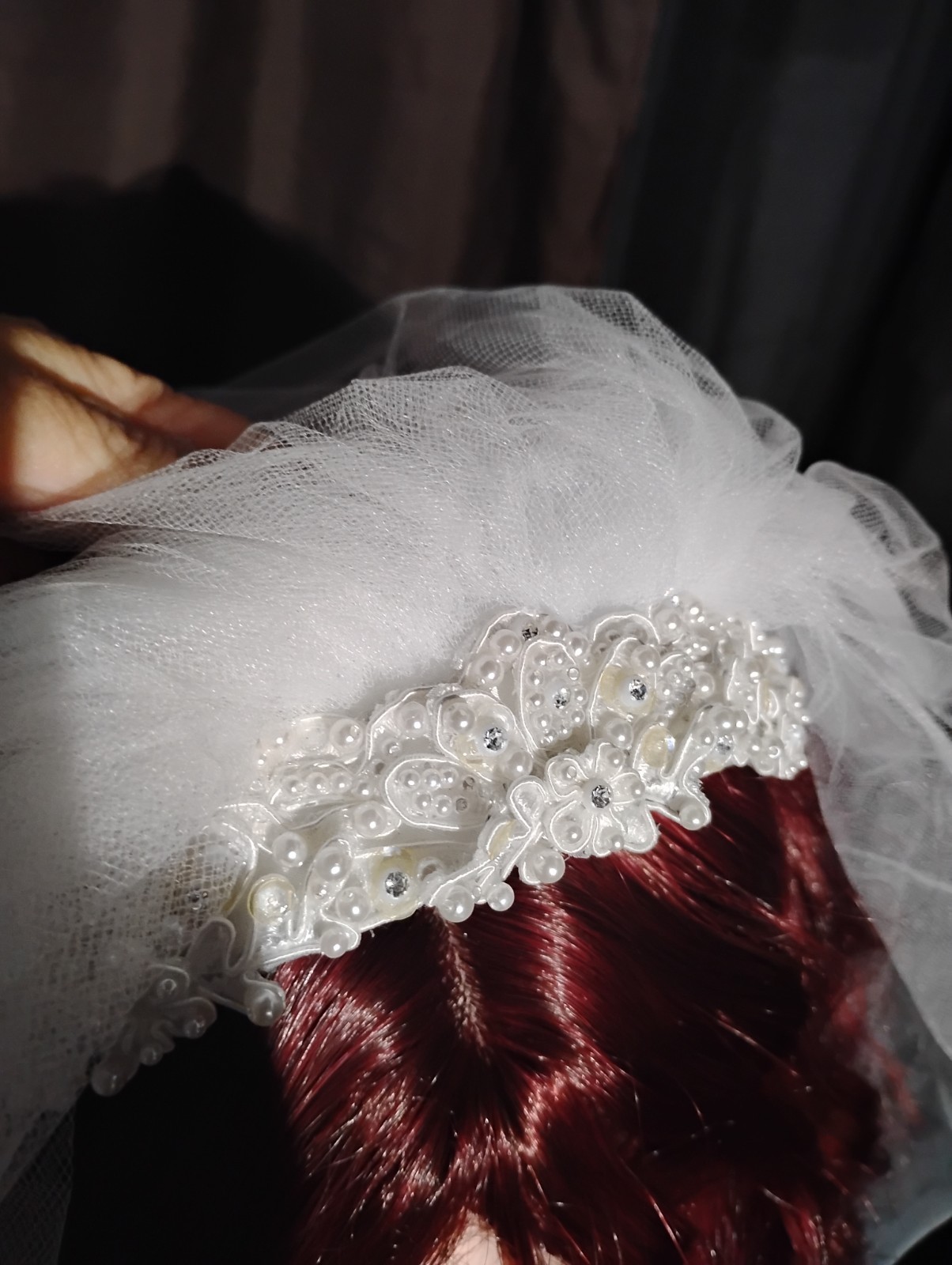 White 47 Inch Sequin Satin Edged Wedding Bridal Veil