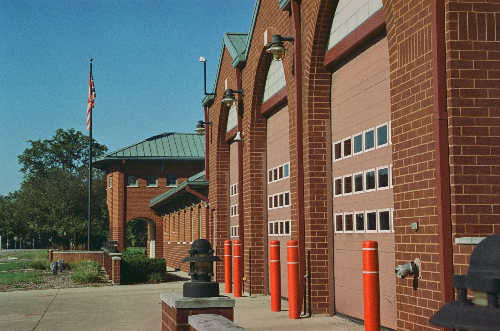 MYSTIC MOTION - 35mm Color Negative Movie Film 100D - 24 exp Process ECN-2