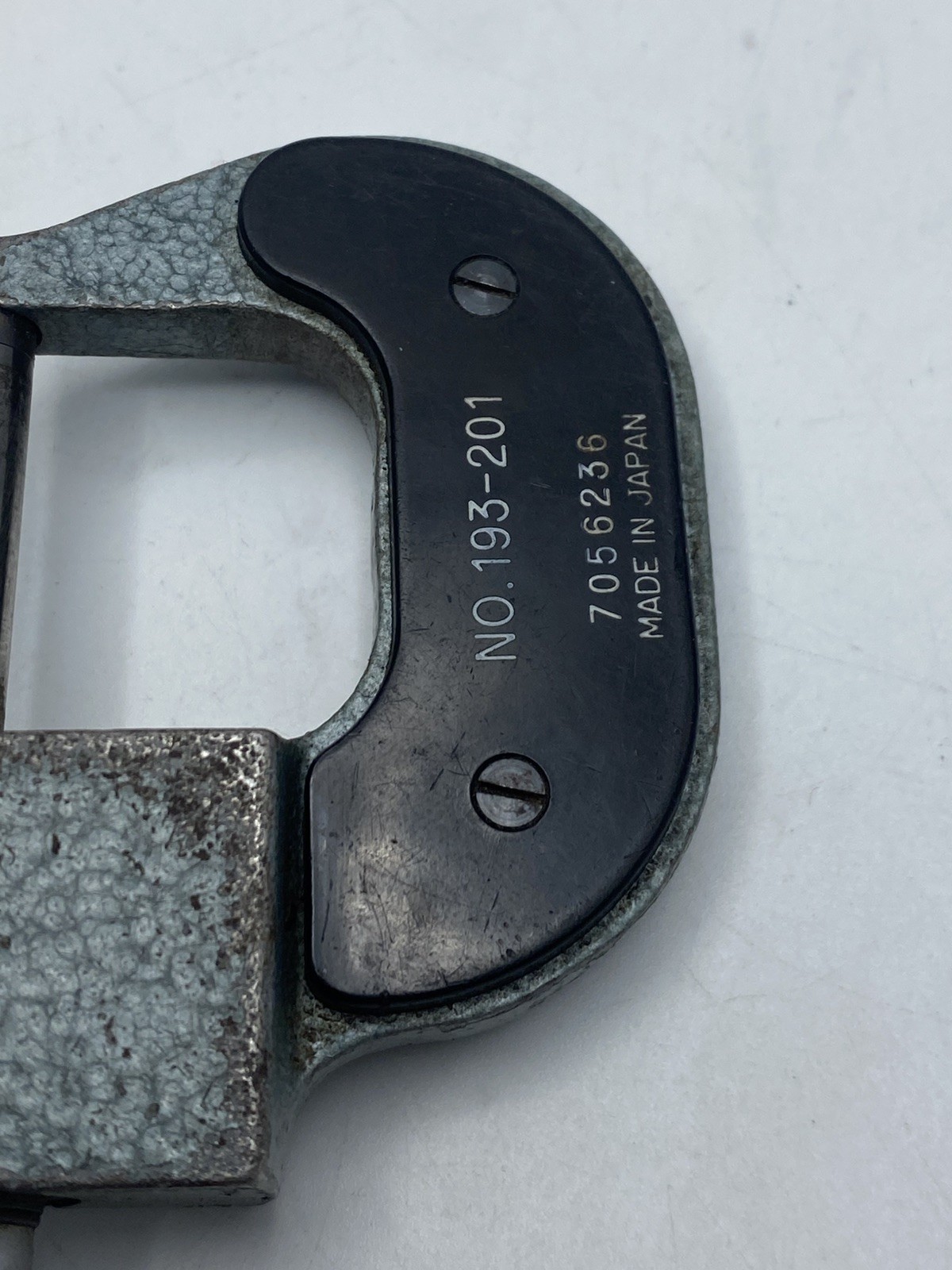 Mitutoyo 193-201 Rolling Digital Outside Micrometer, 0-1" Range