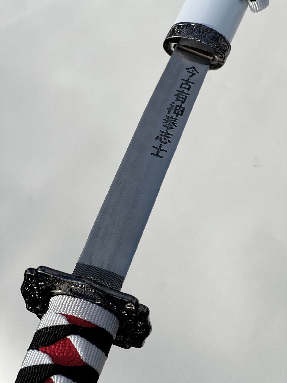 40" White Dragon SAMURAI NINJA Bushido KATANA w Stand Japanese Sword Carbon