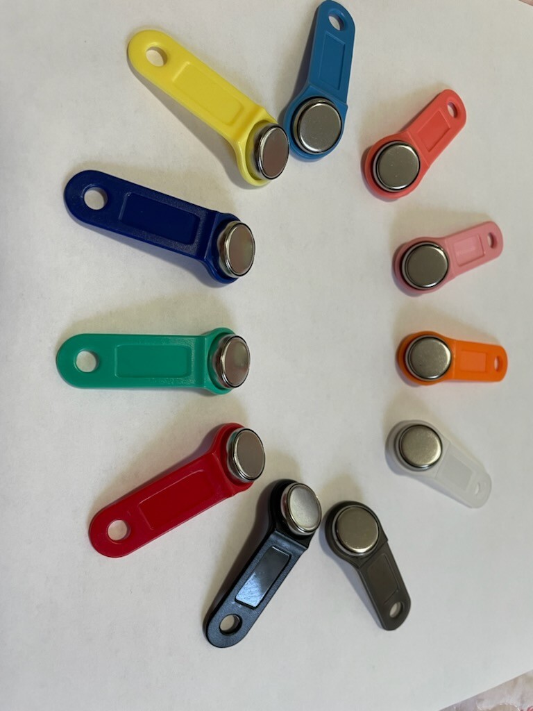 Bull Shooter Hot Button Darts / League Key Brand New