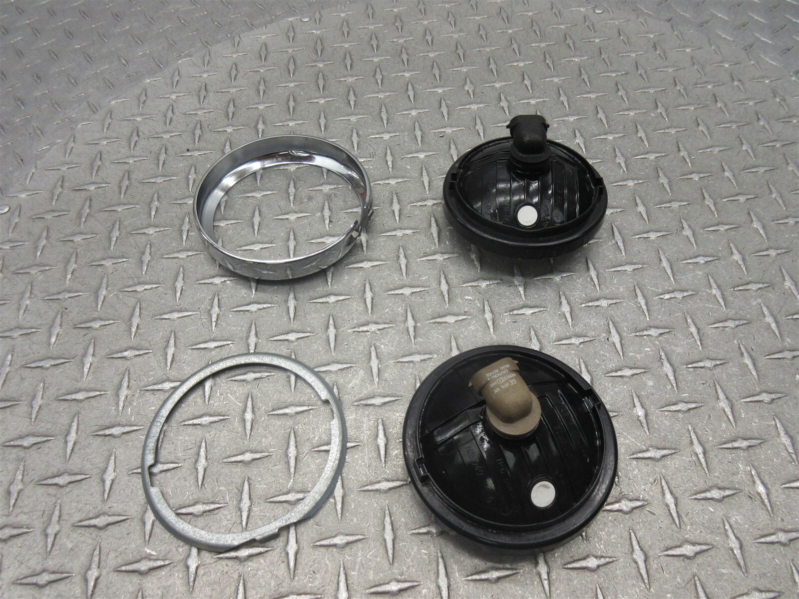 2008 Harley Davidson Road King Classic FLHRC Auxiliary Front Lights Lamps OEM