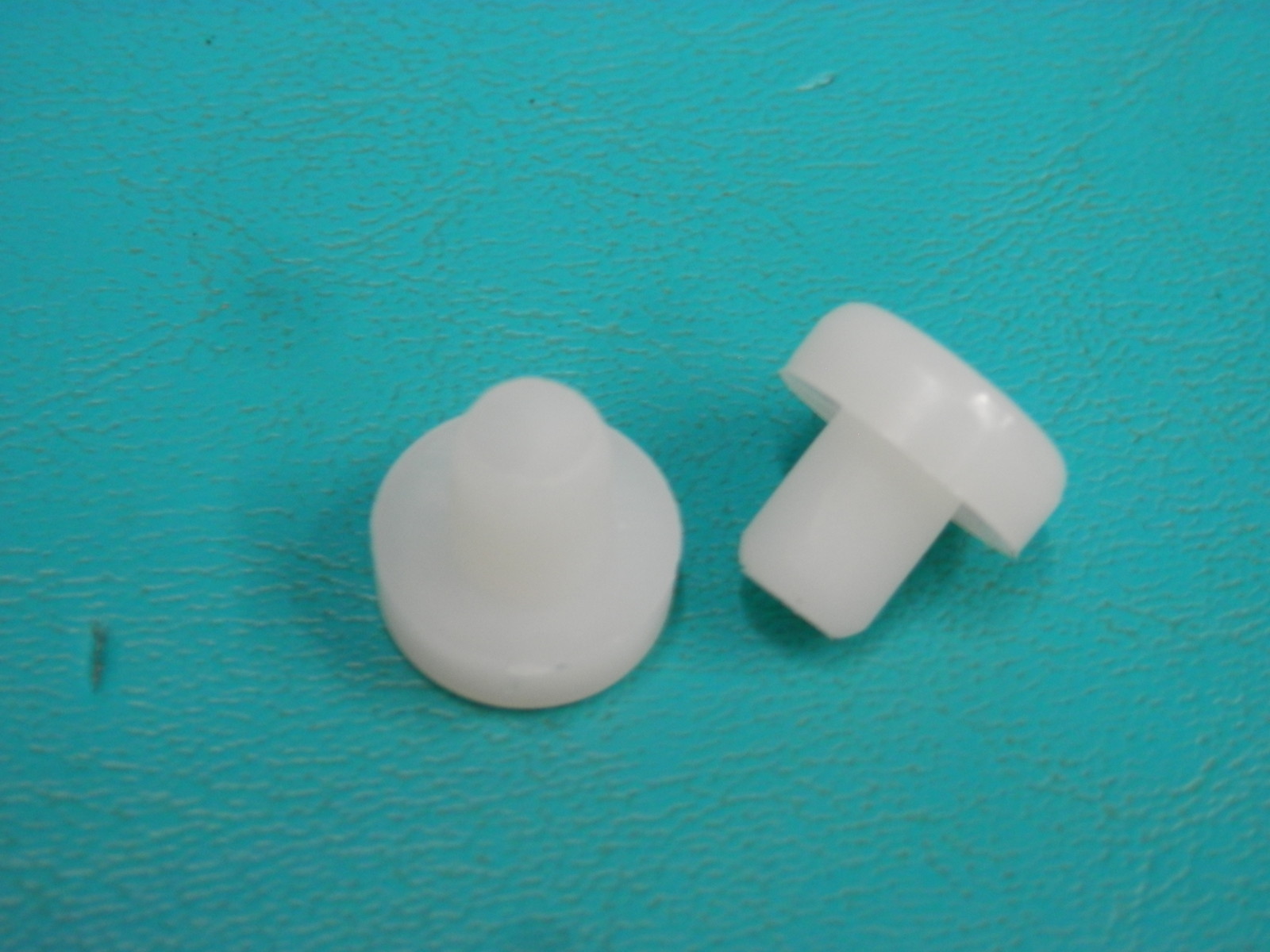 10 White 1/2" Nylon Stem Bumpers Patio Furniture Outdoor Glide  736