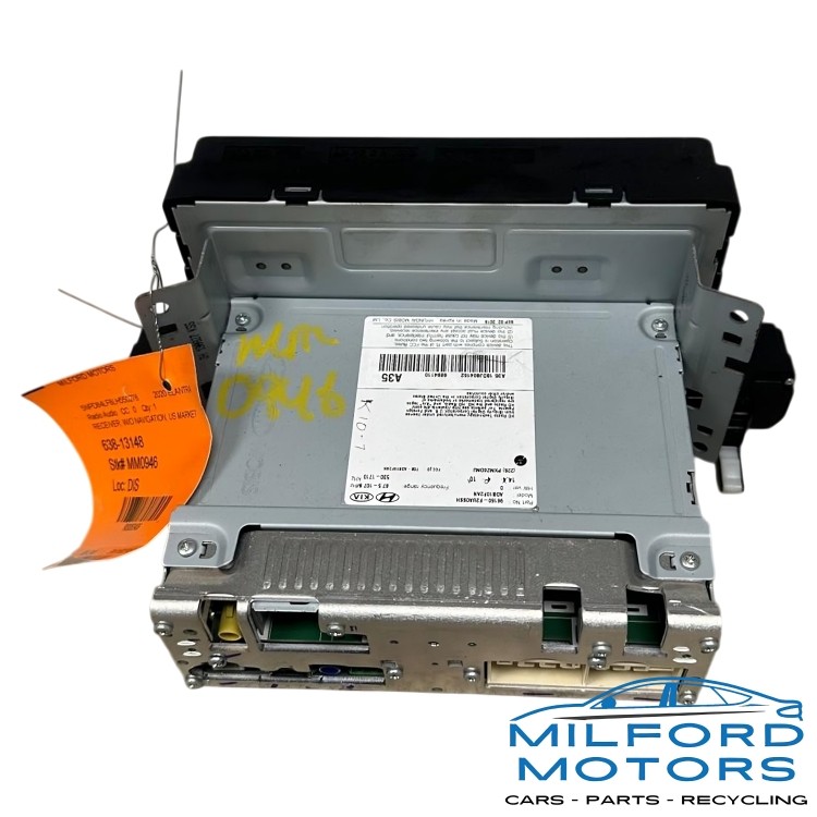 Used Audio Equipment Radio Receiver w/ Navigation 2019-2020 Elantra 2.0L