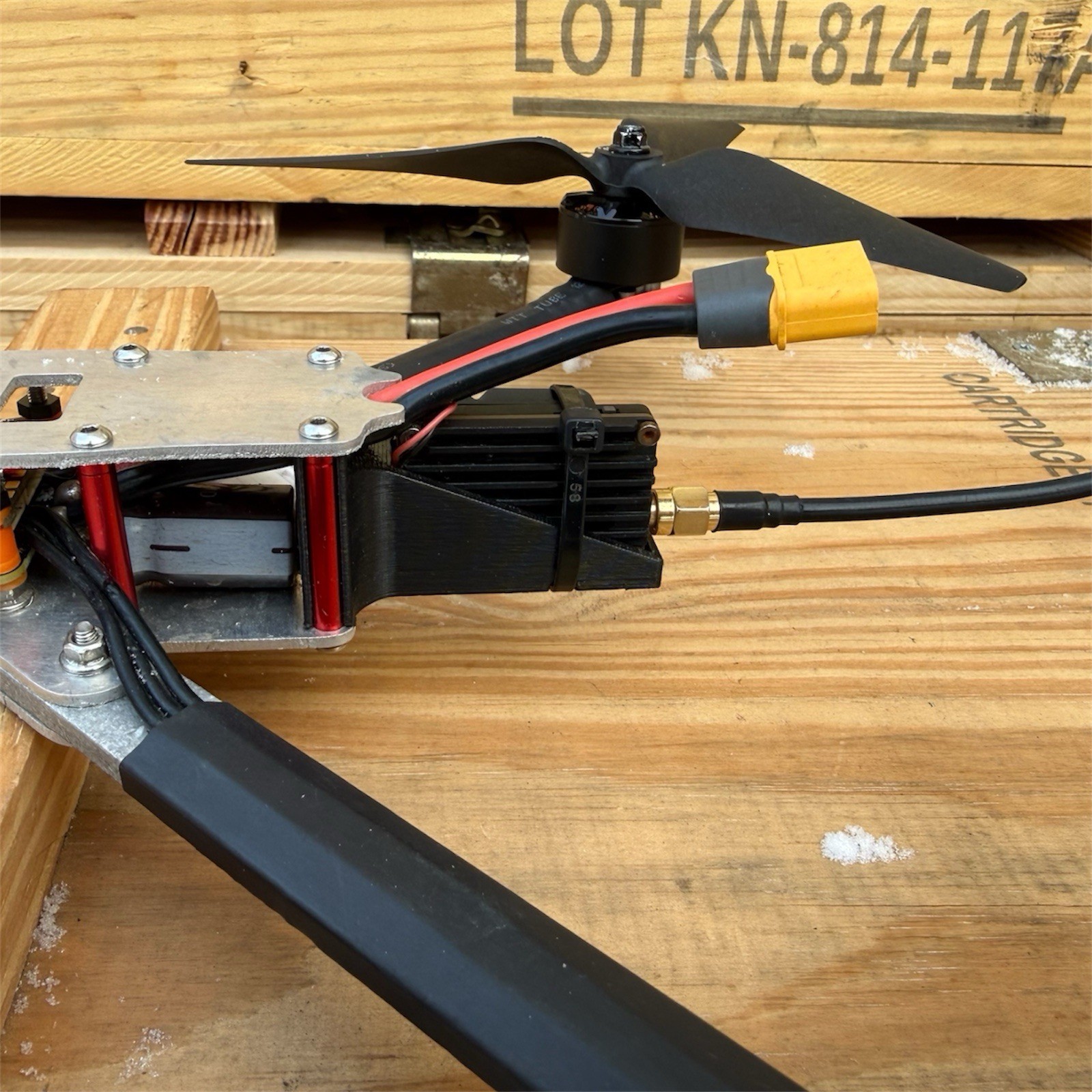 Russian FPV Drone Kamikaze/ Ukraine War/ VT-40/ Ready to fly!