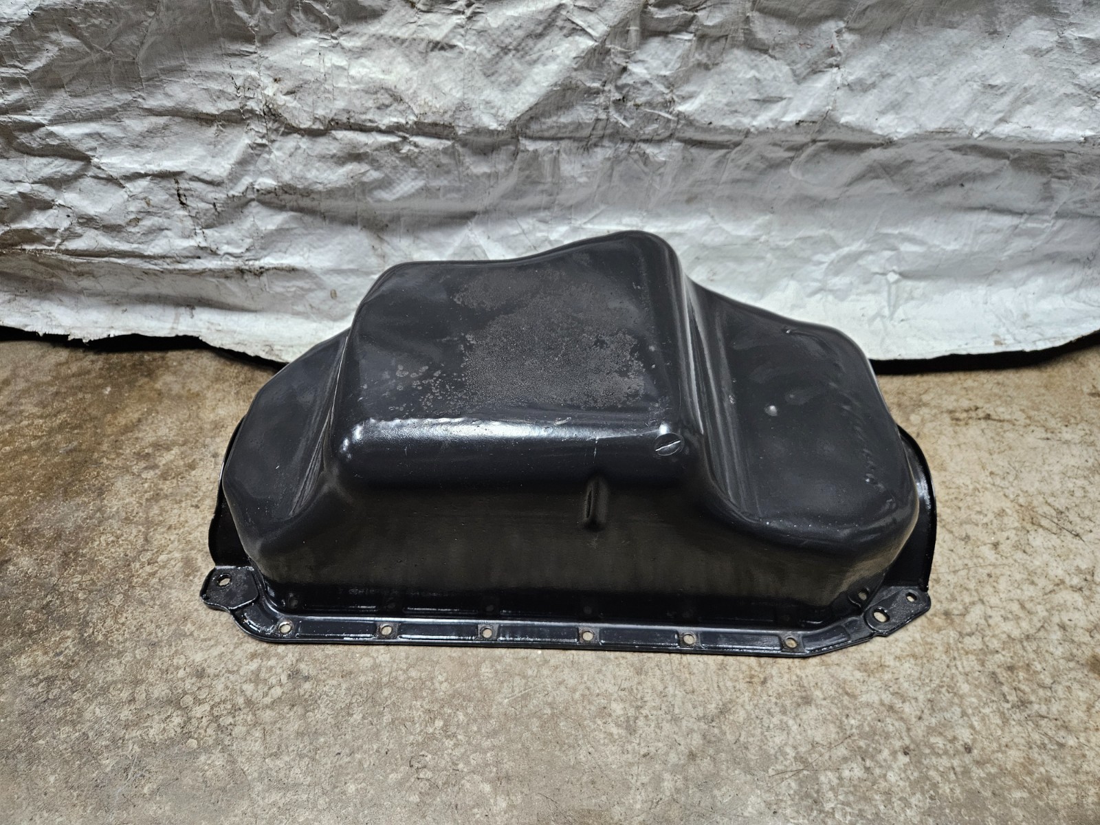 OMC Cobra Volvo Penta GM 3.0 Oil Pan Reservoir Basin 3854015