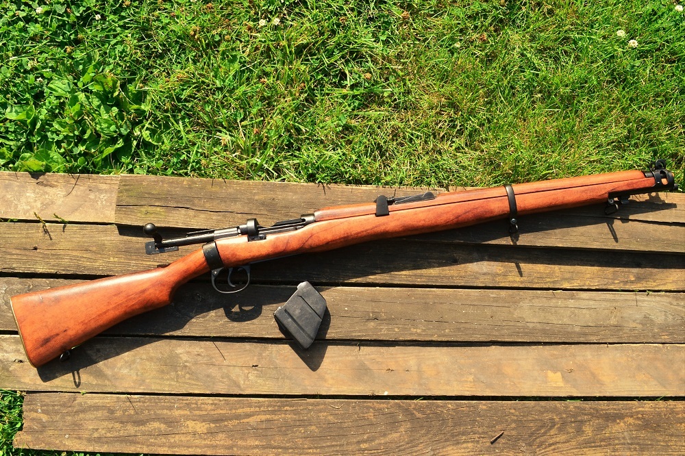 Lee-Enfield SMLE Bolt-Action Rifle - British - WWII - Non-Firing Denix Replica