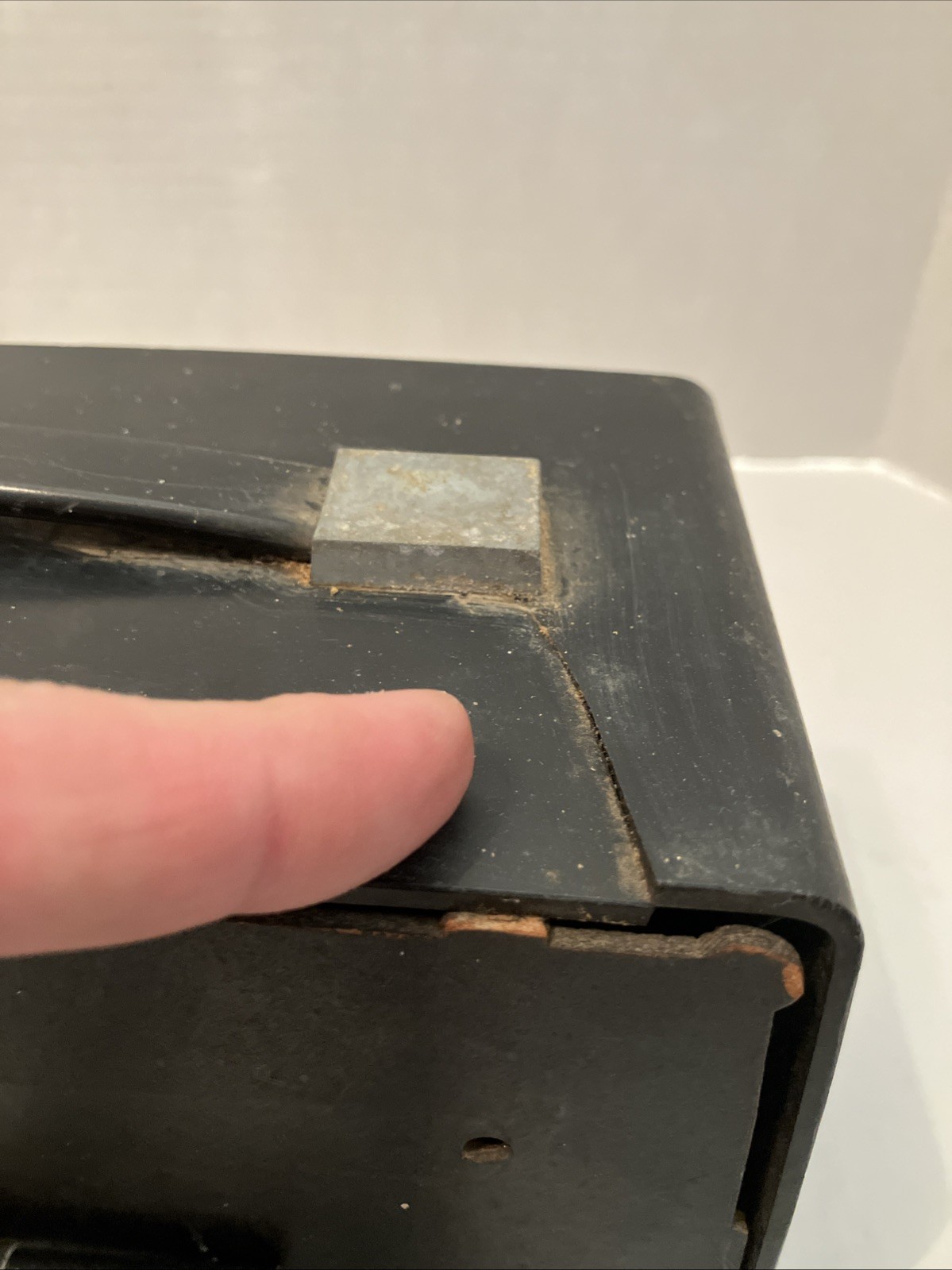 Vintage 1950’s Sylvania Model No. 614 AM Radio Parts And Repair Only