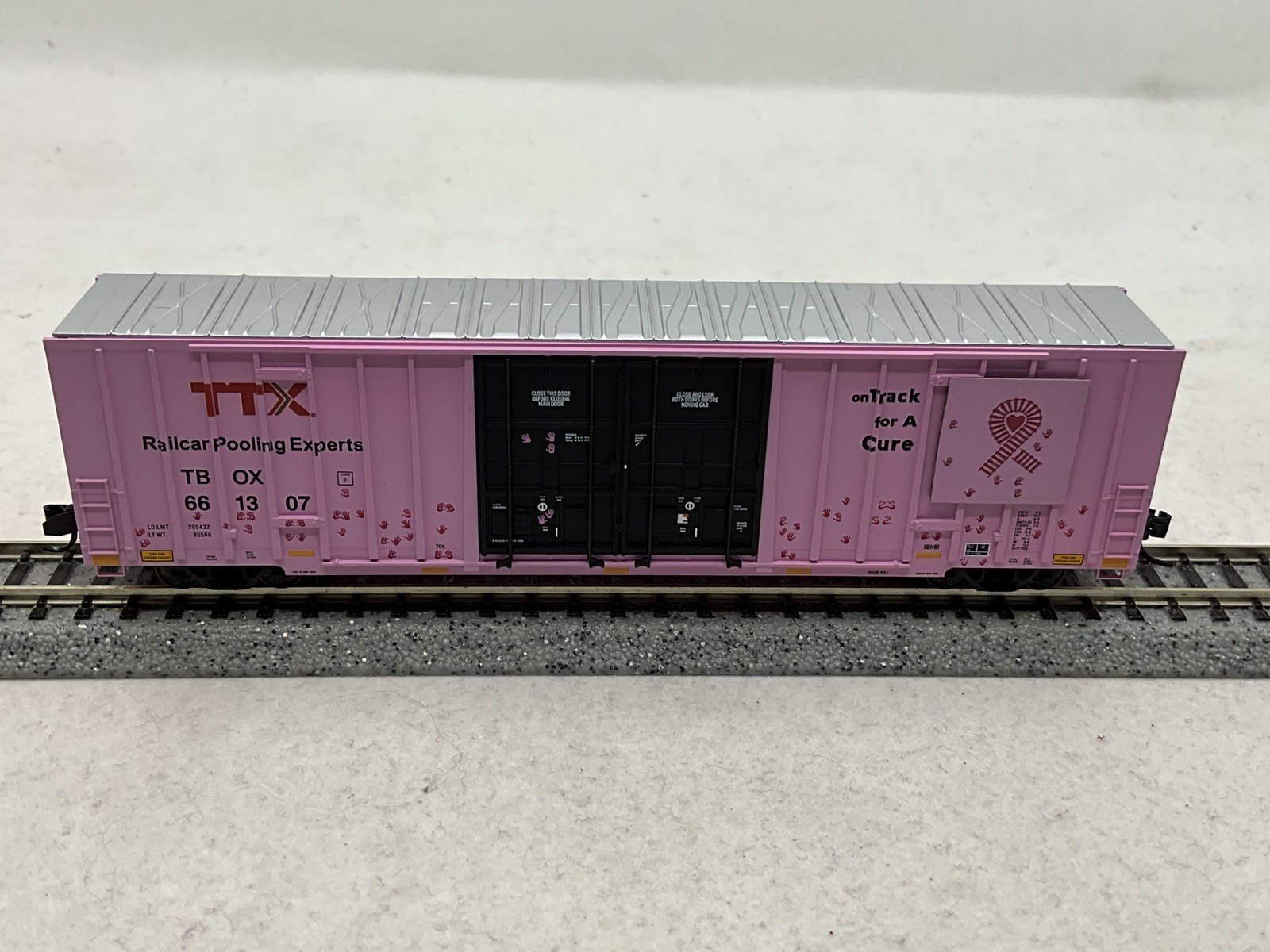 NIB MicroTrains N Scale TTX Pink 'On Track for a Cure' 60 Ft HighCube Boxcar
