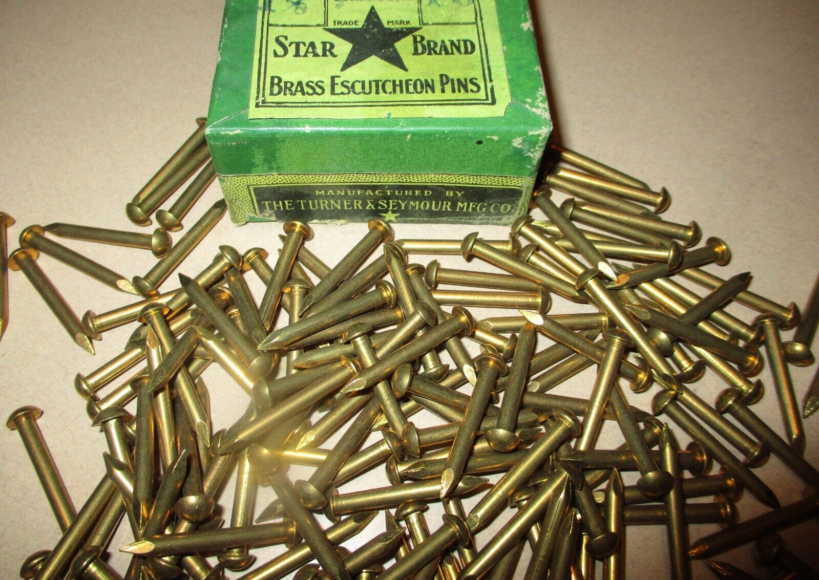 40-VINTAGE 1 1/8" X #10, SOLID BRASS ESCUTCHEON PINS NAILS, BIG ROUND DOME HEADS