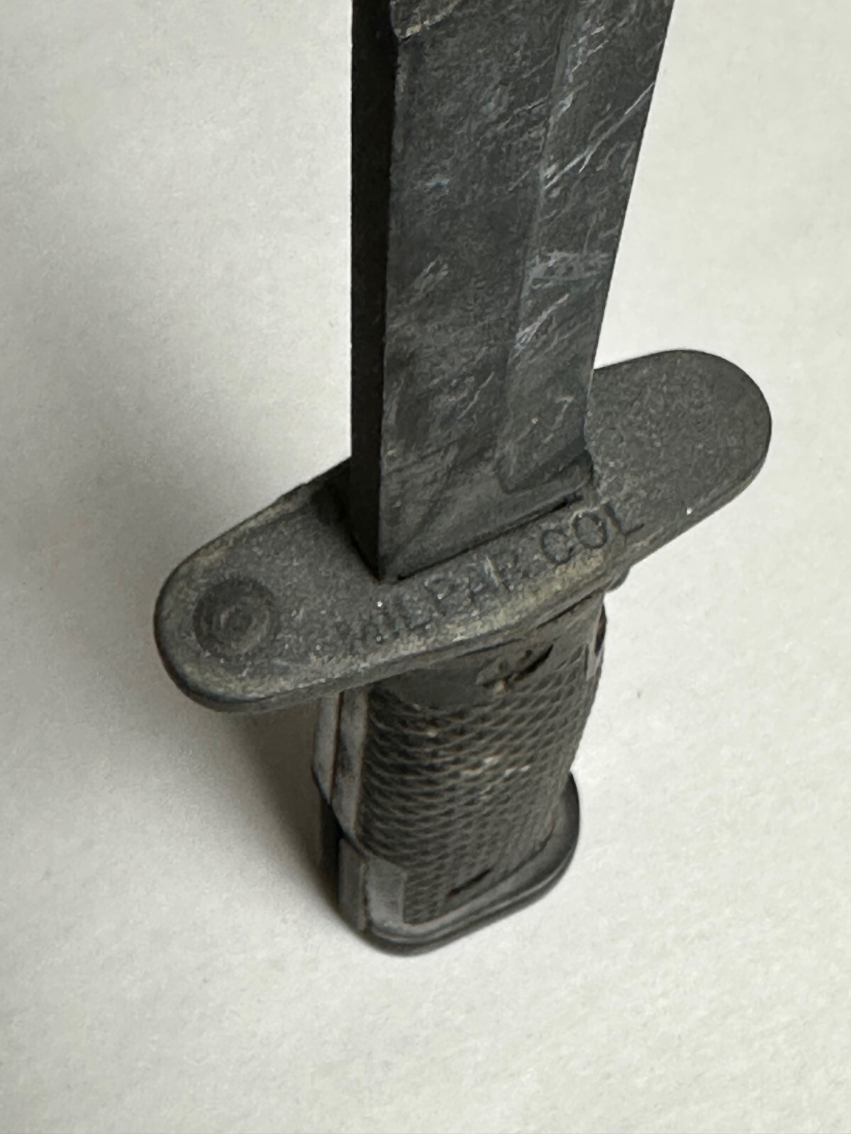 US GI M1 GARAND M5A1 BAYONET WITH M8A1 SCABBARD. SOLD "AS IS".