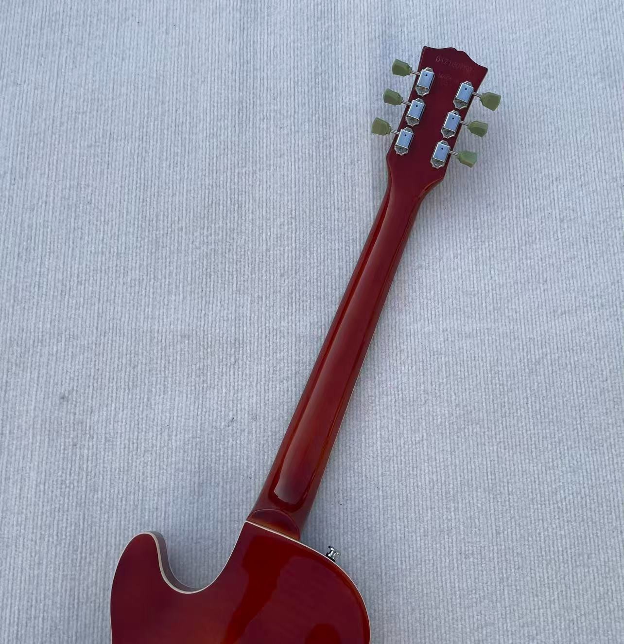 Electric Guitar Semi-Hollowbody Raised Flame Maple Back&Top Glossy Finished