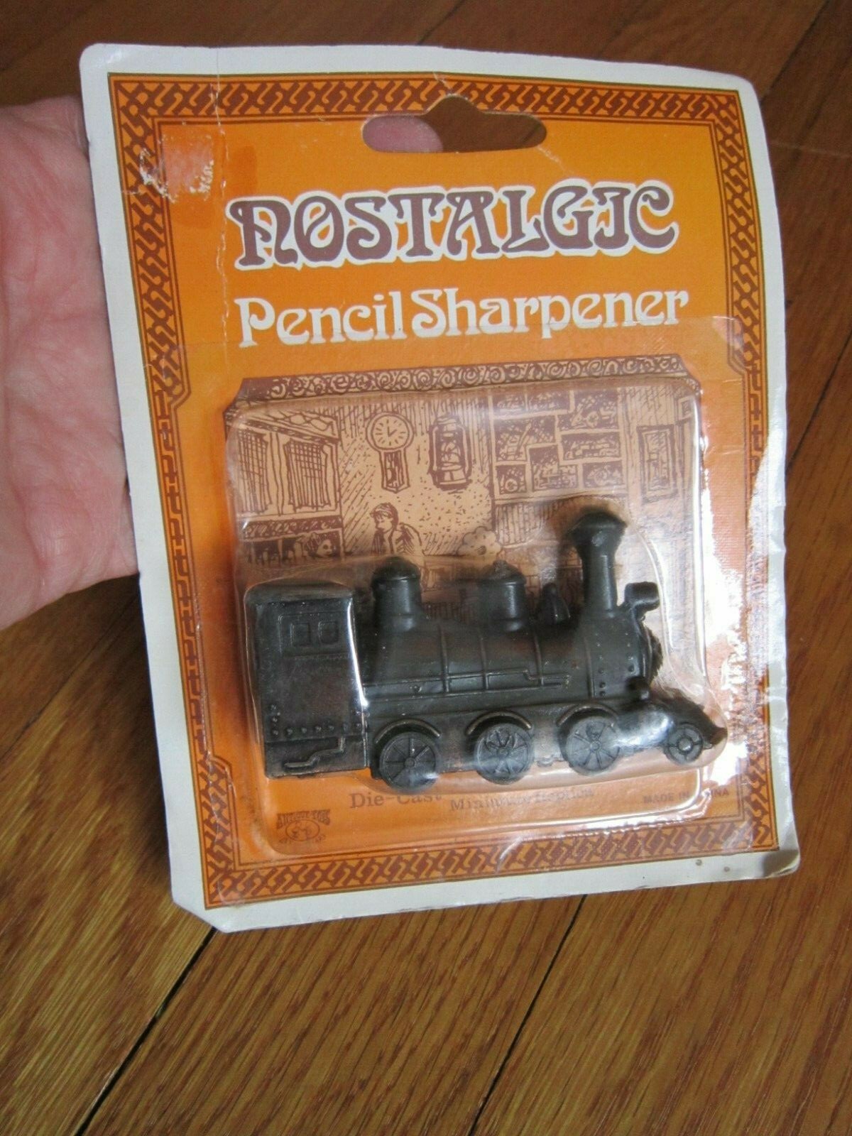 Vtg Die-Cast Metal Miniature Train Engine Cow Catcher Detailed Pencil Sharpener