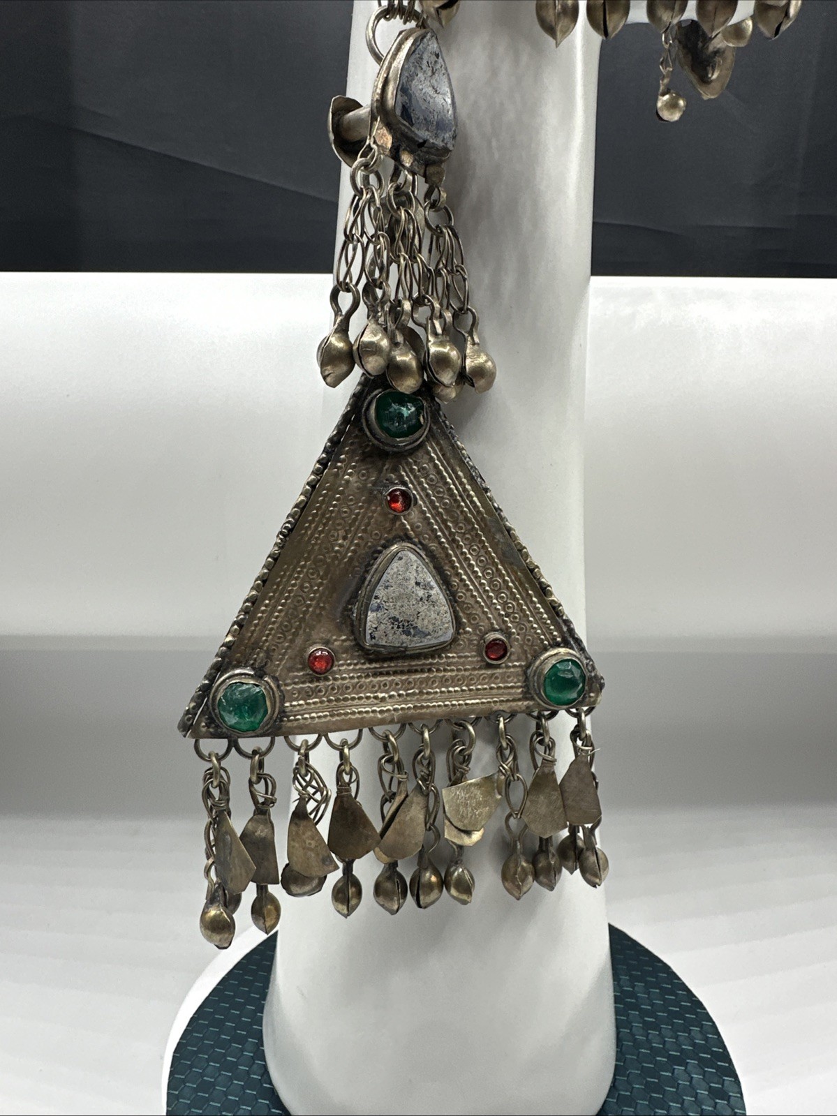 Vtg Tribal Kuchi MultiStones and Alpaca Hair Piece. Sonorous rattling.See pics.