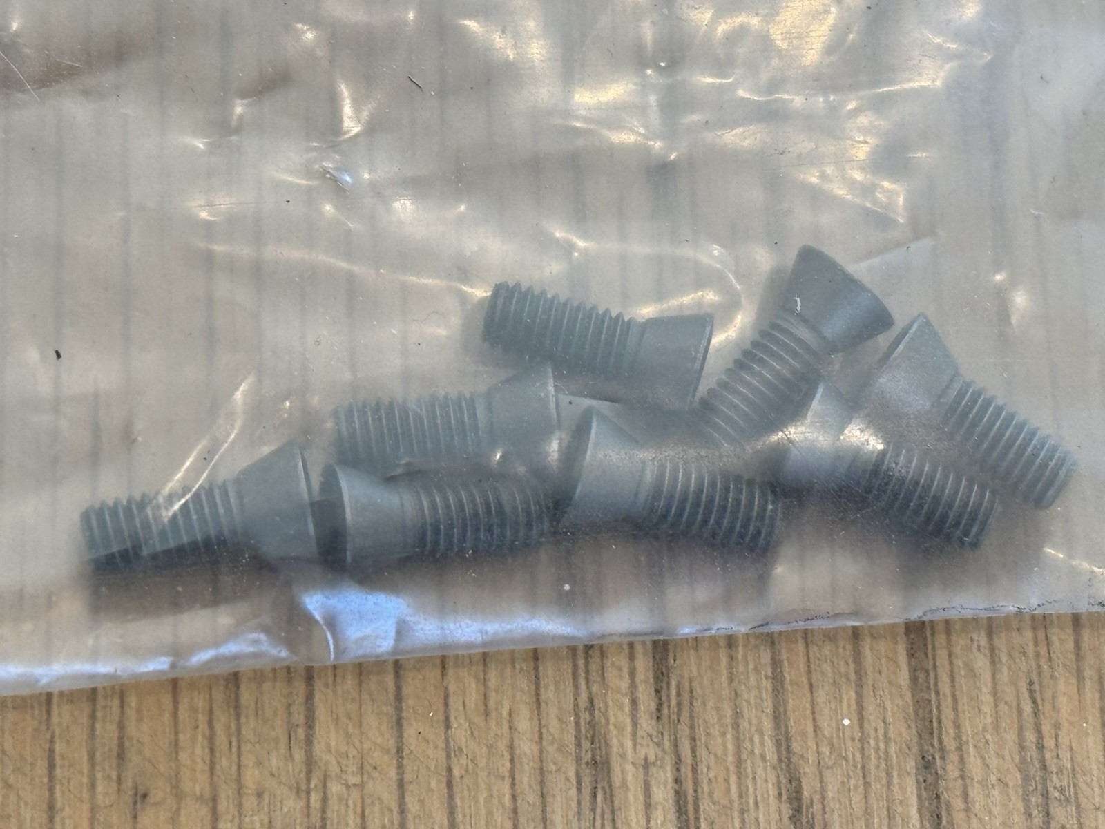 (8 PACK) Kennametal F4011T Spare Insert Screw 5672378