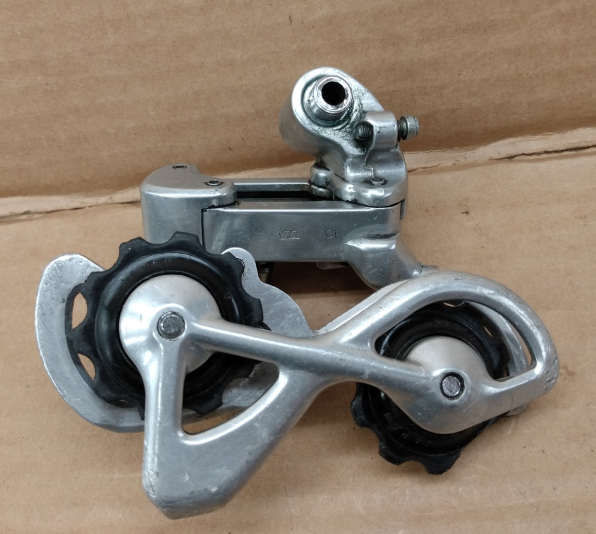 Vintage SUNTOUR Rear Derailleur Japan Chrome Silver medium cage Maeda Cyclone