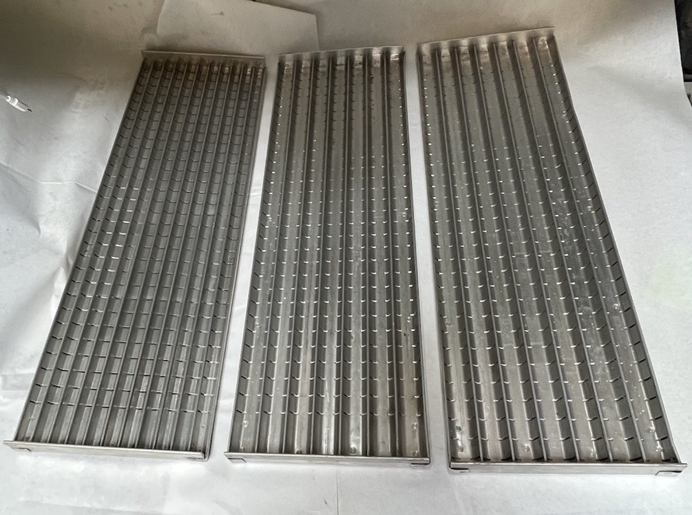 3 Stanley Vidmar Slotted Groove Trays 7,7 & 11 Grooves 25"x 8" Aluminum (26M76)
