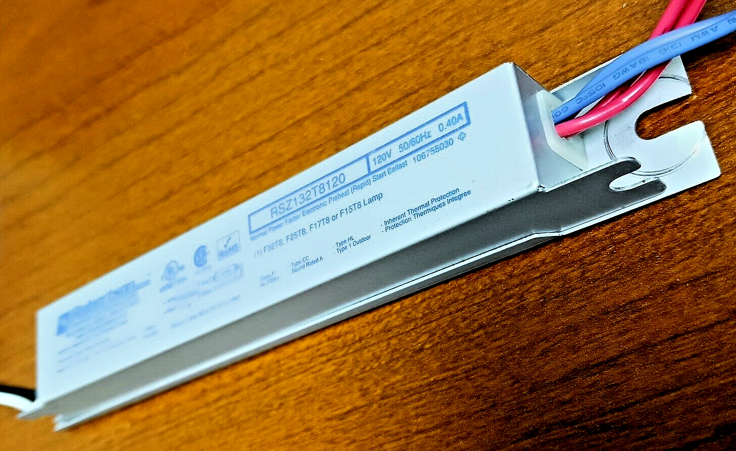 Robertson RSZ132T8120 Electronic Ballast, 120V, 50/60Hz, 0.40A UL/CSA [73-515]