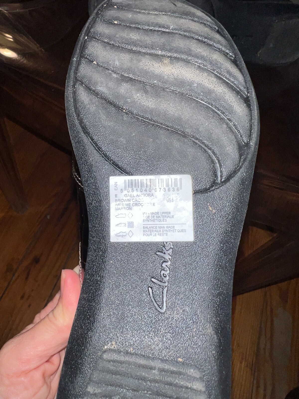 Clarks Women's Gael Angora loafer Size 6W Croc Patent Low Wedge Shoe