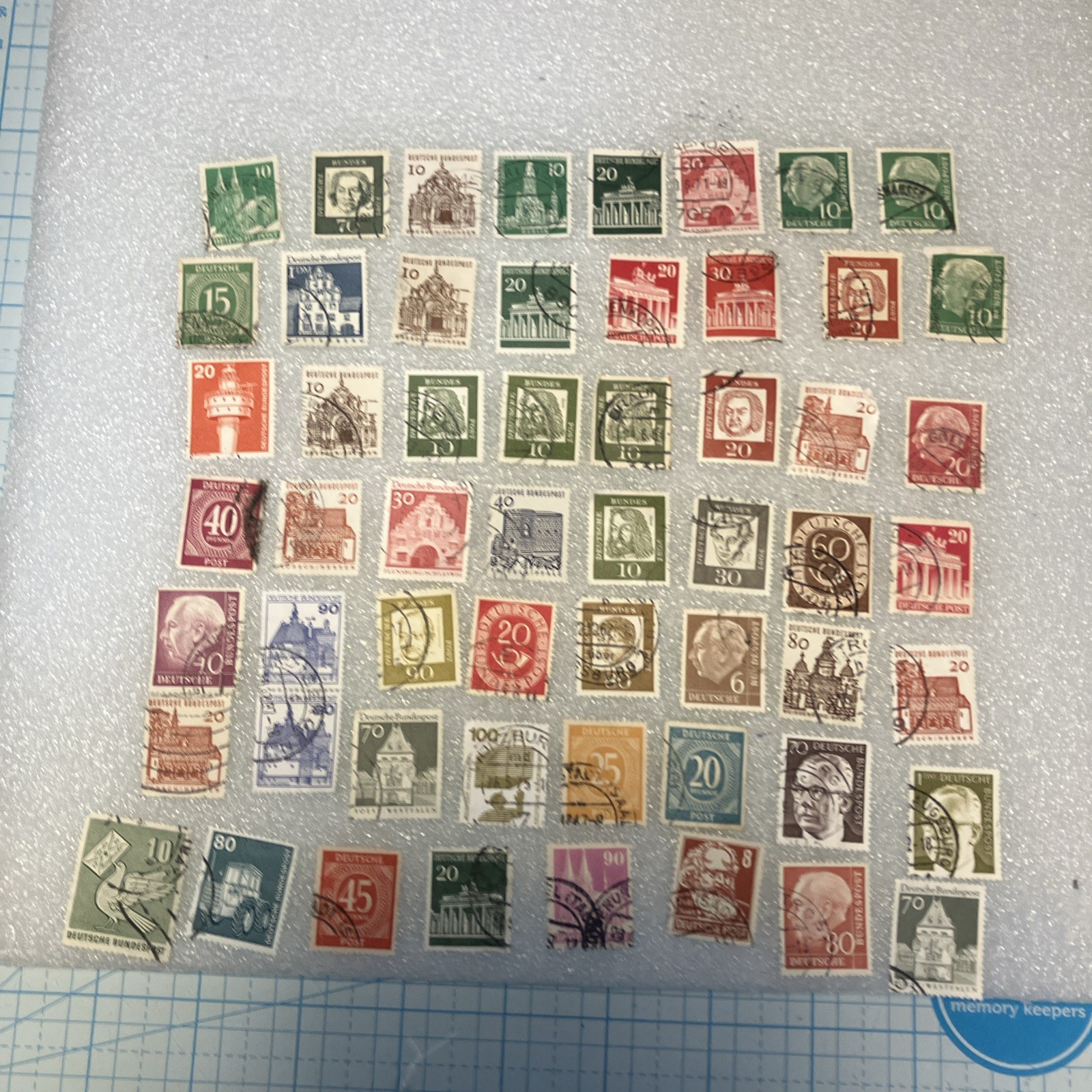 55 USED/Cancel Small West Germany Deutsche Bundespost 1945-1985 Stamps. $1Ships.