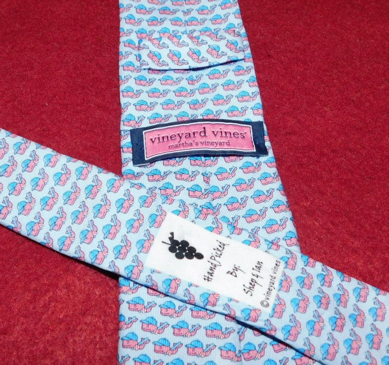 BOY'S VINEYARD VINES MADE IN U.S.A. LIGHT BLUE/PINK/BLUE FISH MOTIF TIE.