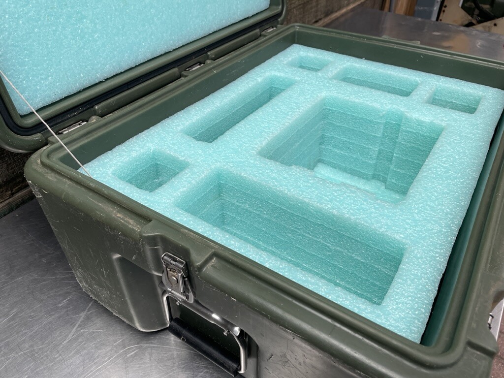 25x19x15" Exterior Pelican Hardigg Weather Tight Transport Case Military Medical