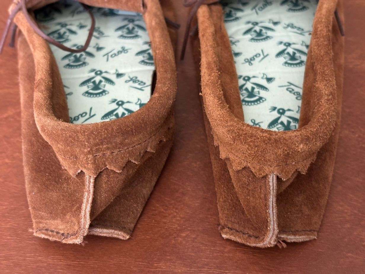 Vintage Taos Brand Leather Woman Moccasins Native American Beaded 70 60378